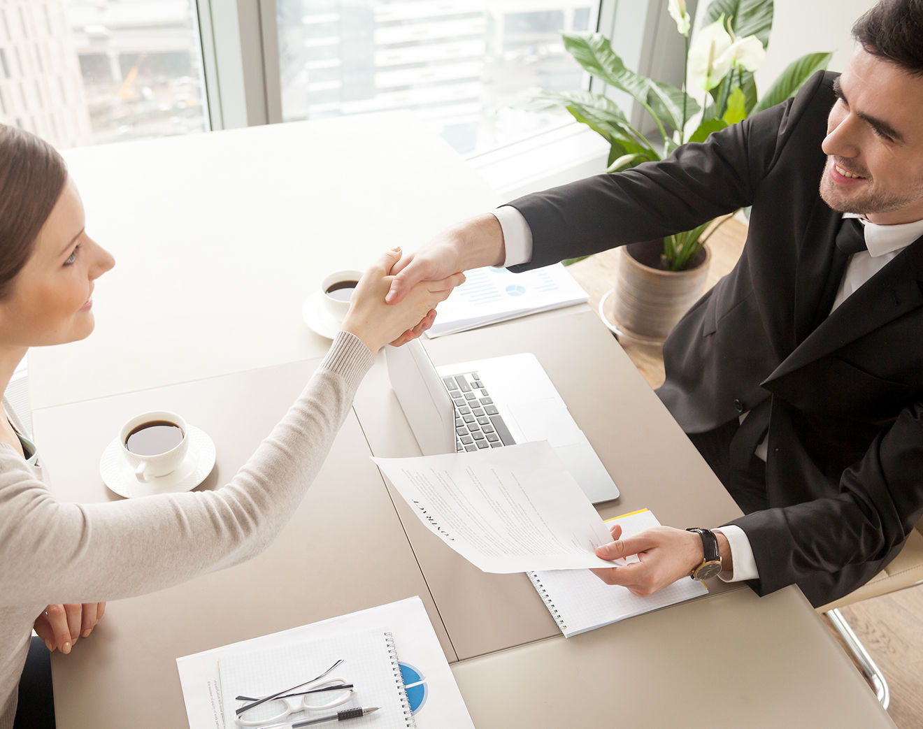 Registros Oficiales y Administrativos